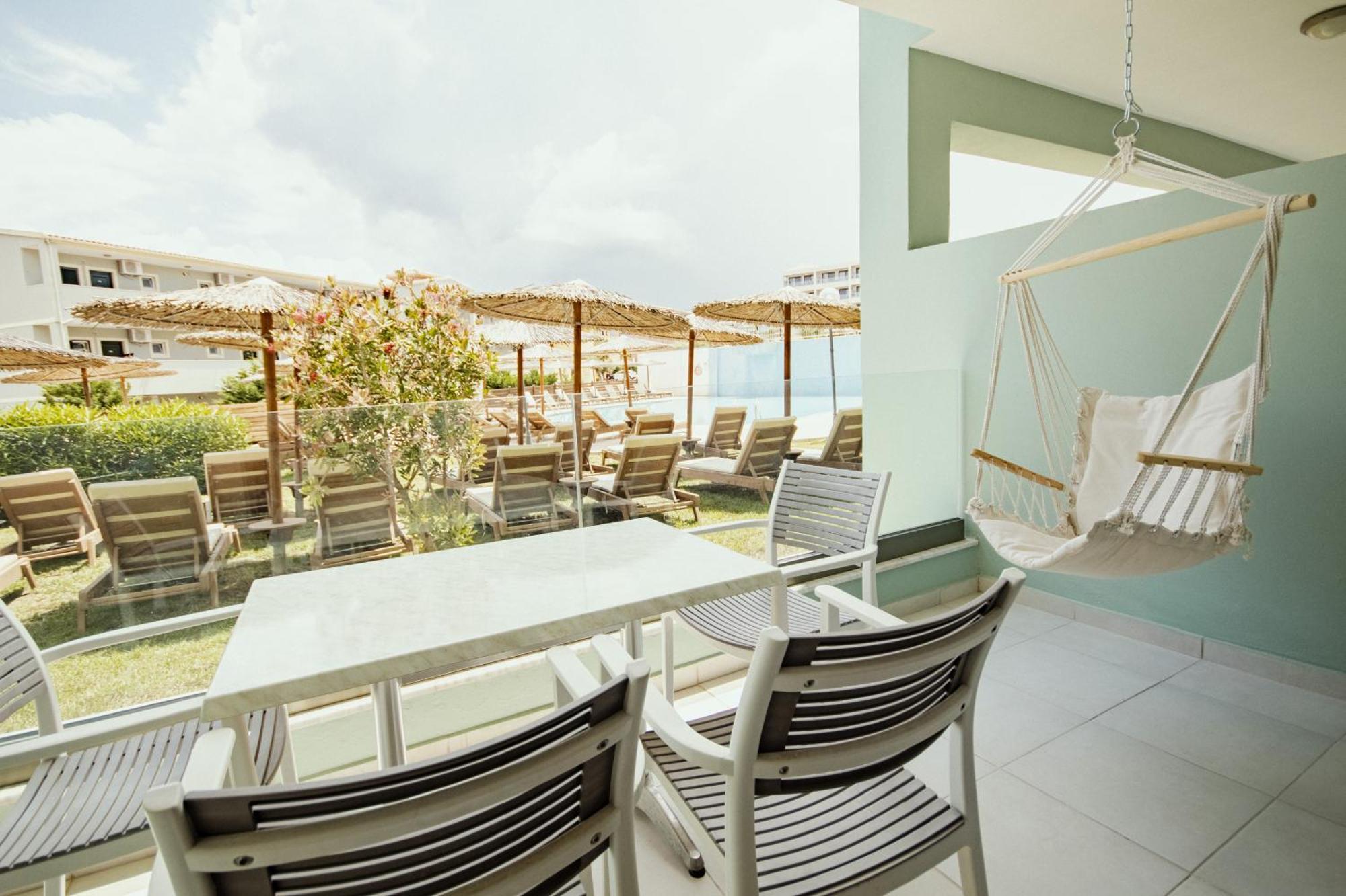 Robolla Beach Aparthotel Ρόδα Δωμάτιο φωτογραφία